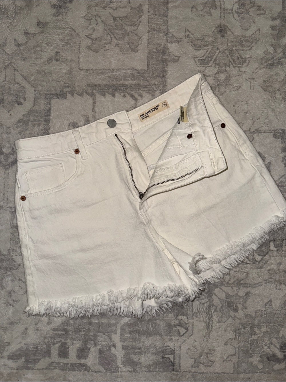 Blank NYC White Frayed Hem Denim Shorts